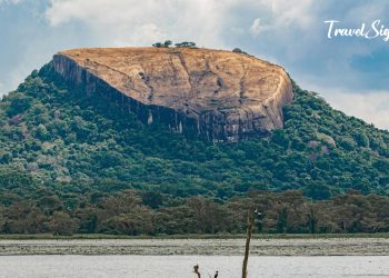 Pidurangala_travel_sigiriya