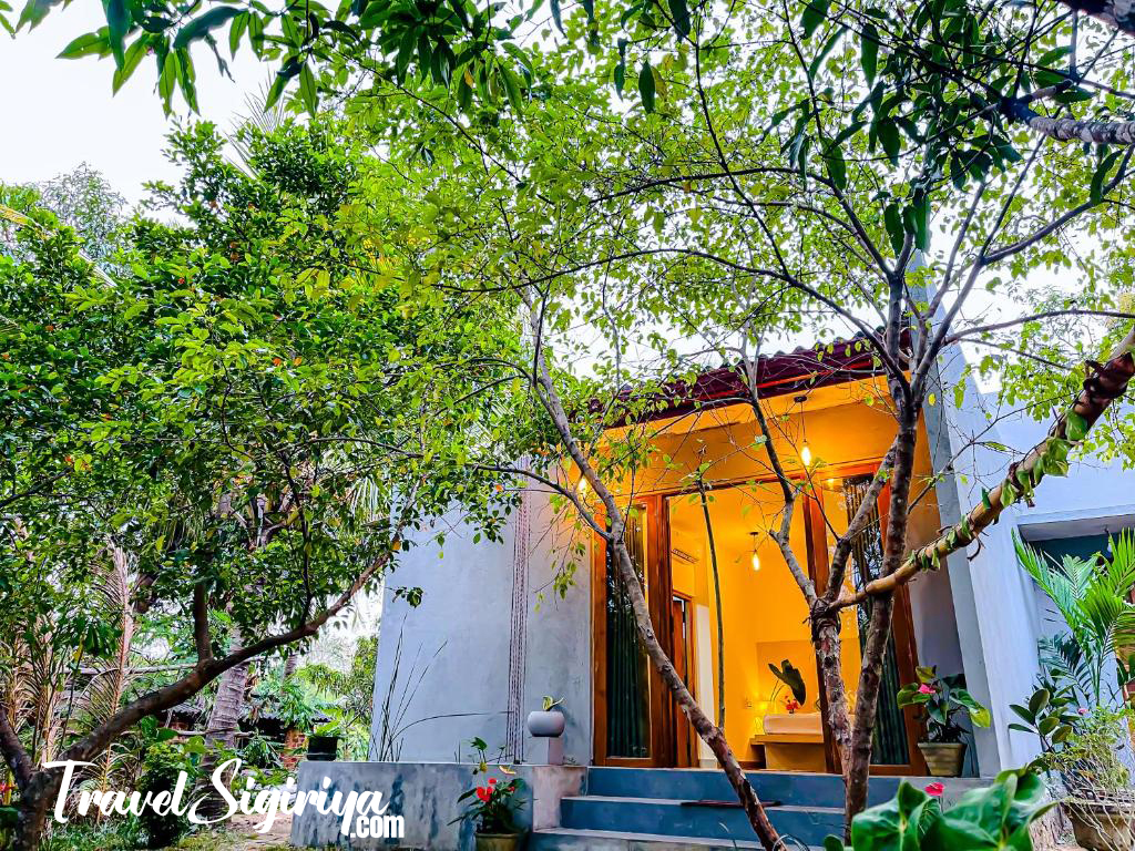 Peaceful guesthouse garden stay in Sigiriya